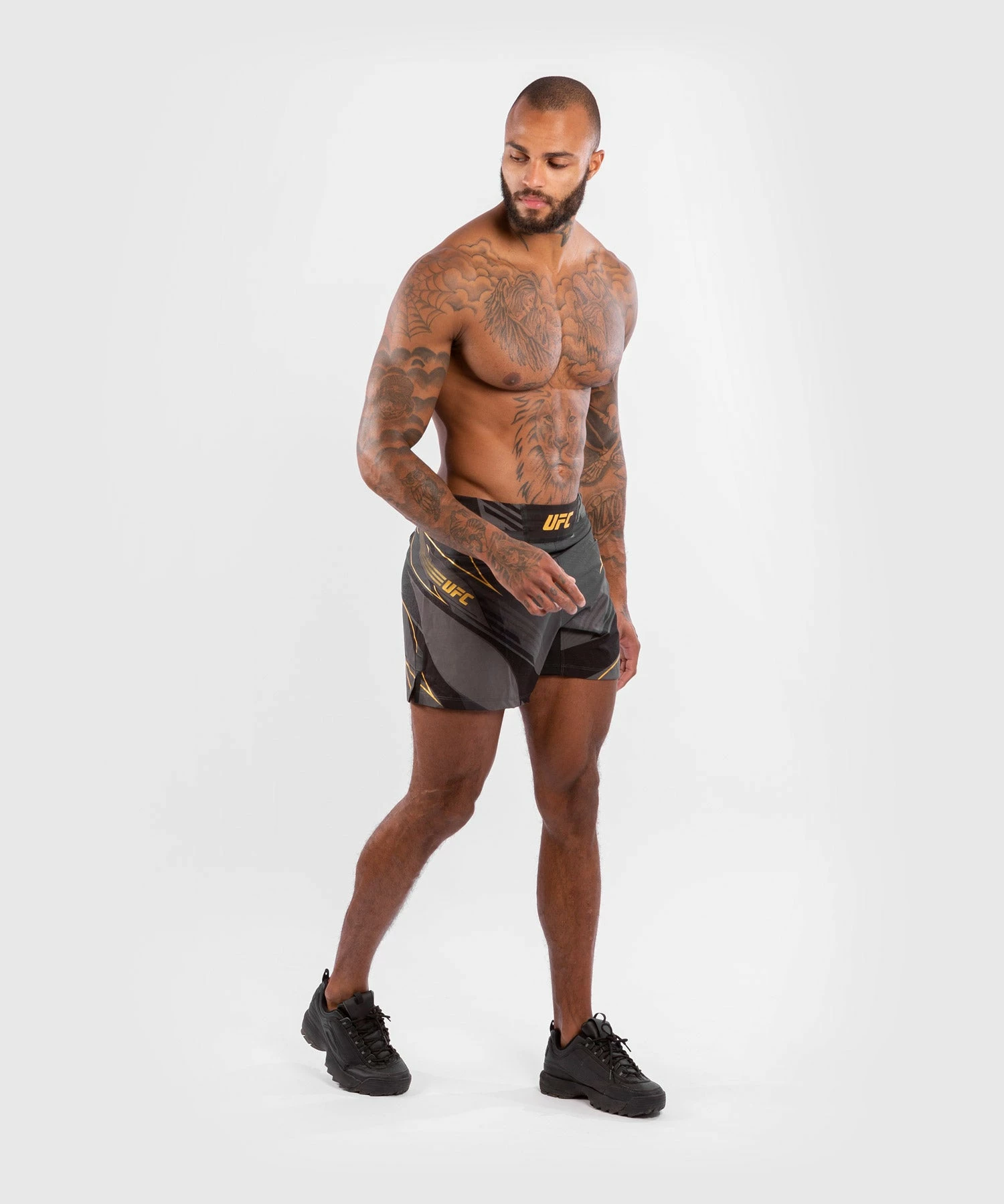 UFC Venum Authentic Fight Night Men's Shorts - Short Fit - Champion 9 UFC Venum Authentic Fight Night Men's Shorts - Short Fit - Champion - Bilde 7