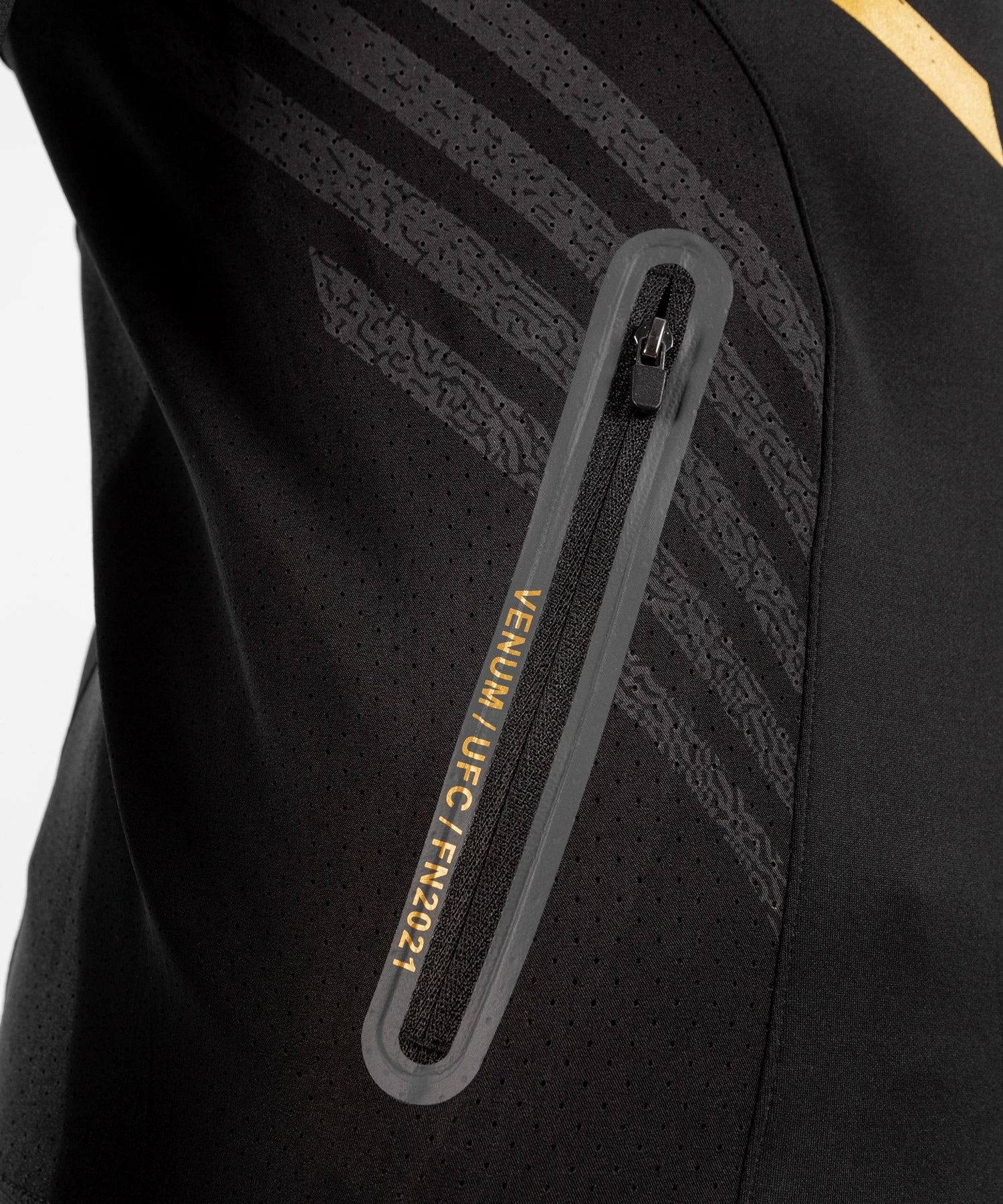 UFC Venum Authentic Fight Night Men's Walkout Hoodie - Champion 8 UFC Venum Authentic Fight Night Men's Walkout Hoodie - Champion - Bilde 6