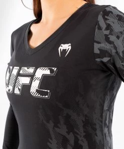 UFC Venum Authentic Fight Week Women's Long Sleeve T-shirt - Black 13 UFC Venum Authentic Fight Week Women's Long Sleeve T-shirt - Black -Boxing Elegant Butikk 0 252Fb 252Fe 252F5 252F0be53b992a3f469460832cc8ff4198dd6b685f76 VNMUFC 00042 001 05 bedbf4a0 757d 4559 a988 c378a5241a17