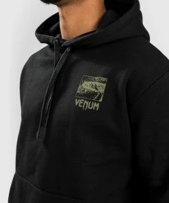 Venum Fangs Hoodie Regular Fit - Black -Boxing Elegant Butikk 1 252F2 252F2 252F3 252F1223e8e05850fbb63224d8d6ec47ac2be62bb4ac HOODIES FANGS BLACK 2 10