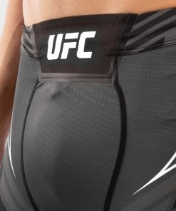 UFC Venum Authentic Fight Night Men's Vale Tudo Shorts - Short Fit - Black -Boxing Elegant Butikk 1 252F2 252F6 252Fe 252F126ecc687f51c761e61c8cdc20897db9e866491e VNMUFC 00007 001 06
