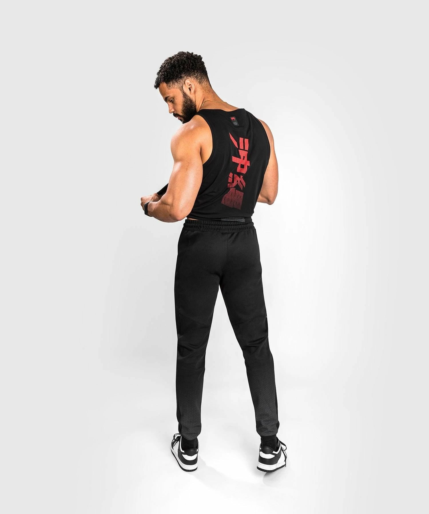 Venum Okinawa 3.0 Joggers - Black/Red 8 Venum Okinawa 3.0 Joggers - Black/Red - Bilde 6