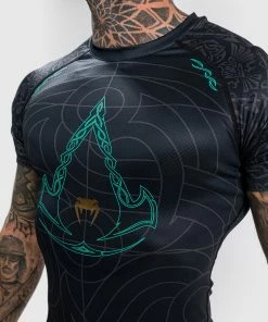 Venum Assassin's Creed Reloaded Rashguard - Short Sleeves - Black -Boxing Elegant Butikk 1 252F7 252F9 252F9 252F17996670a245f713d88ba932b38cd48b242a08c6 RASH SS ASSASSINSCREED BLACK 16