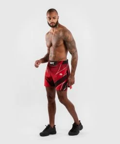UFC Venum Authentic Fight Night Men's Gladiator Shorts - Red -Boxing Elegant Butikk 1 252F8 252F7 252F6 252F18763503c4b2cb20206b189fabbefd8f26467cf8 VNMUFC 00003 003 10