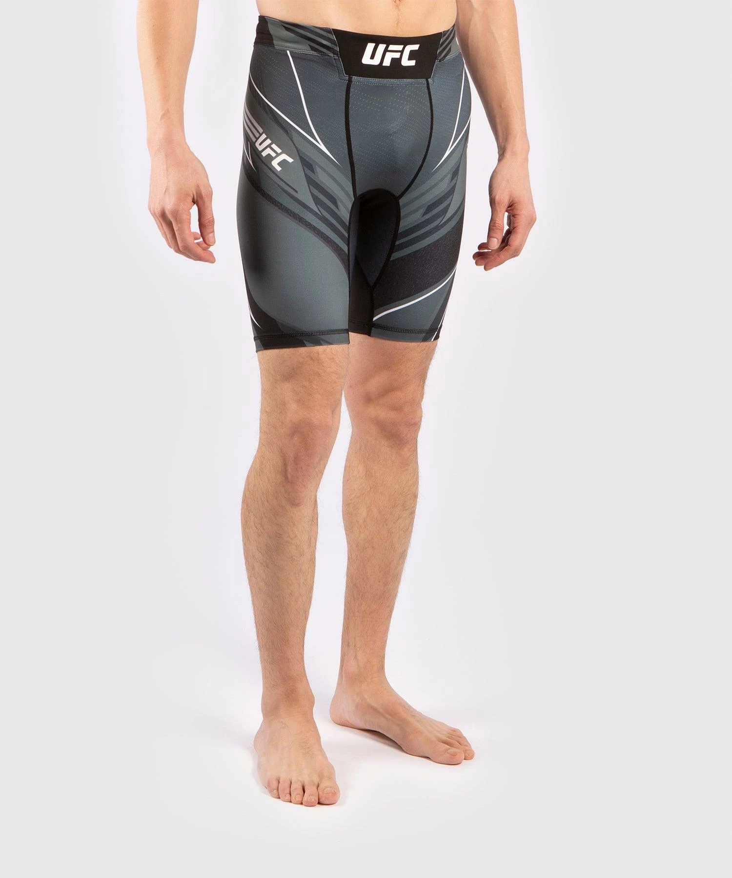 UFC Venum Pro Line Men's Vale Tudo Shorts - Black 6 UFC Venum Pro Line Men's Vale Tudo Shorts - Black - Bilde 4