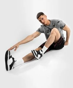 UFC Venum Authentic Fight Week Men's 2.0 Short Sleeve T-Shirt - Grey -Boxing Elegant Butikk 1 252Fb 252F6 252Ff 252F1b6f624a633746a190b9577d57f8727d380635b2 VNMUFC 00109 010 06 575cb247 9eec 4d63 a1aa ff803d4d69e9