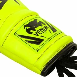 Venum Elite Boxing Gloves - With Laces - Neo Yellow 8 Venum Elite Boxing Gloves - With Laces - Neo Yellow -Boxing Elegant Butikk 1 252Fd 252Fb 252Ff 252F1dbf3b29557c1917b954fd9323b5f241c72964dd bg elite lacets neo yellow 1500 04 2 8993f90b dc8a 4fbd 8933 423b3f3f542a