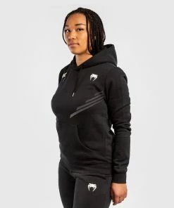 UFC Venum Replica Women's Hoodie - Black -Boxing Elegant Butikk 2 252F5 252F9 252Ff 252F259f8b4d9522f4e5e211ae763896f160ae78ac21 VNMUFC 00070 001 02