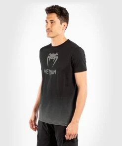Venum Classic T-shirt - Black/Dark Grey -Boxing Elegant Butikk 3 252F2 252F8 252F0 252F3280e82c88d97c0e2688e8fd1258c0e0b32076ed TS CLASSICS BLACK GREY 03