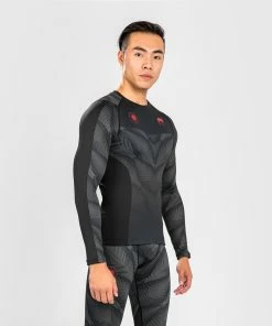 Venum Phantom Rashguard Long Sleeves - Black/Red 10 Venum Phantom Rashguard Long Sleeves - Black/Red -Boxing Elegant Butikk 3 252F2 252Ff 252F1 252F32f1d39101ef4b1f3114e95ea0d43c82f5b07f56 RASH LS PHANTOM 09 b275e617 dec7 4793 bf3e 574ec72b28a0