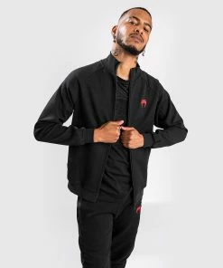 Venum Okinawa 3.0 Track Jacket - Black/Red -Boxing Elegant Butikk 3 252F3 252F0 252Fa 252F330a0746c8eed66490c1ad7f3f6ce9700ca86c88 JACKETS OKINAWA BLACK RED 02 1 463e55ba 416d 484a 9d74 6253e47666c1