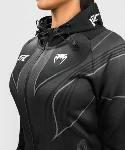 UFC Venum Authentic Fight Night 2.0 Women's Walkout Hoodie - Black -Boxing Elegant Butikk 3 252F3 252F1 252Fa 252F331a826d10a5ff9dd3e6a546b752cb7dad0550b2 VNMUFC 00146 001 11