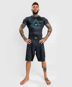 Venum Assassin's Creed Reloaded Rashguard - Short Sleeves - Black -Boxing Elegant Butikk 3 252F7 252F5 252F7 252F3757f47e96ec6656d4ddc3800807c9198eef0541 RASH SS ASSASSINSCREED BLACK 11