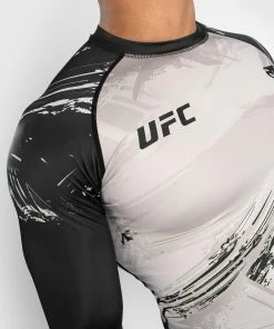 UFC Venum Authentic Fight Week Men's 2.0 Performance Long Sleeve Rash Guard - Sand/Black -Boxing Elegant Butikk 3 252F9 252F2 252F8 252F3928e7a3022f36087f08734e004fc24d5ae50493 VNMUFC 00110 040 09 ba9002fb a676 4d44 a426 a6074176ab9a