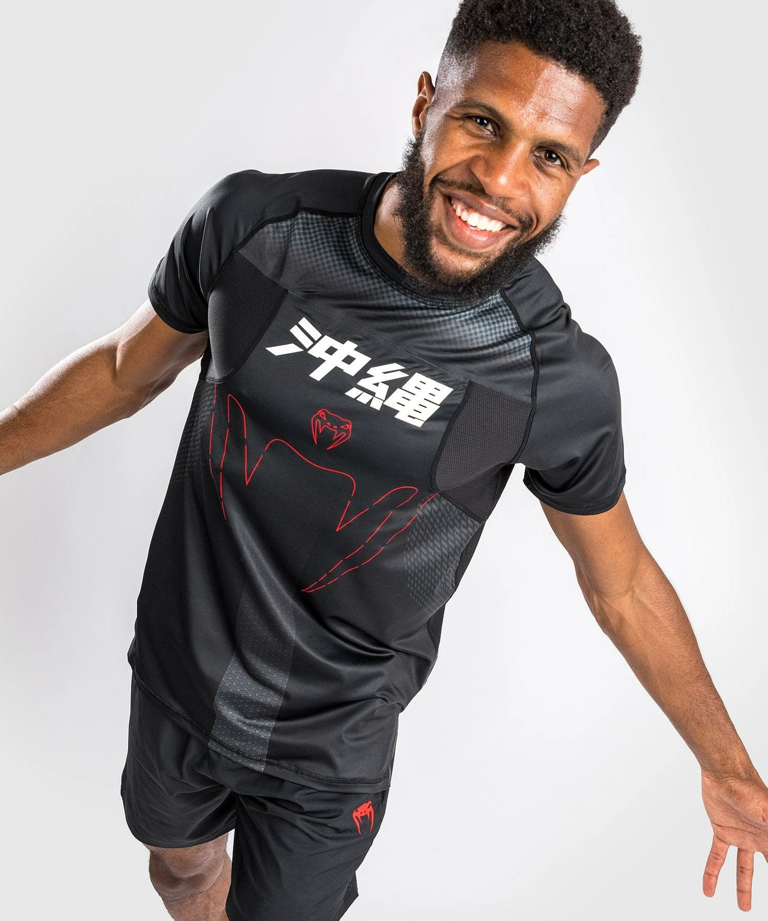 Venum Okinawa 3.0 Dry Tech T-Shirt Short Sleeves - Black/Red 3 Venum Okinawa 3.0 Dry Tech T-Shirt Short Sleeves - Black/Red