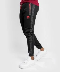 UFC Venum Performance Institute Joggers - Black/Red -Boxing Elegant Butikk 4 252Fd 252F8 252F1 252F4d81421a5a67c6c04ec4401138ae6237903f7412 VNMUFC 00087 100 01B