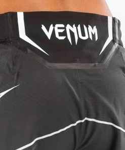UFC Venum Authentic Fight Night Women's Shorts - Short Fit - Black 11 UFC Venum Authentic Fight Night Women's Shorts - Short Fit - Black -Boxing Elegant Butikk 4 252Fe 252F6 252Fe 252F4e6e264f33b1afb4deafb46b5591f27538c0e1a8 VNMUFC 00020 001 09
