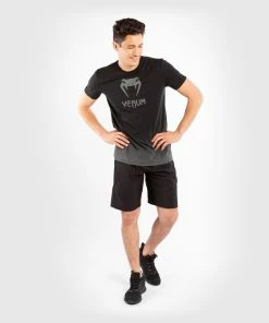 Venum Classic T-shirt - Black/Dark Grey -Boxing Elegant Butikk 4 252Ff 252F6 252F9 252F4f696ccae508c2afaaee9f6d0f2f965ac3f21caf TS CLASSICS BLACK GREY 08