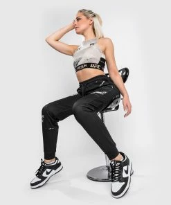 UFC Venum Authentic Fight Week Women's 2.0 Pant - Black/Sand 13 UFC Venum Authentic Fight Week Women's 2.0 Pant - Black/Sand -Boxing Elegant Butikk 4 252Ff 252Fe 252Fb 252F4febfdd074a363f46a361a508b237bc3ea8a6ee6 VNMUFC 00117 129 03 75c8b44c d0d8 4cd9 9418 d8b1c85d3622