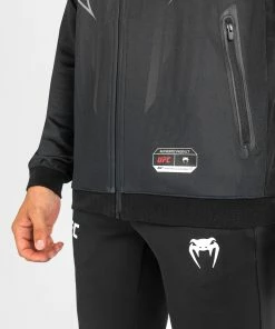 UFC Venum Authentic Fight Night 2.0 Men's Walkout Hoodie - Black 15 UFC Venum Authentic Fight Night 2.0 Men's Walkout Hoodie - Black -Boxing Elegant Butikk 5 252F0 252F2 252F6 252F5026e5c62859edff4ad910663eadbef636a9cb66 VNMUFC 00144 001 11