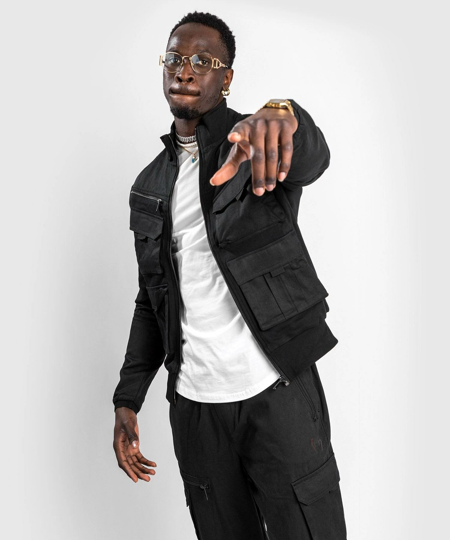 Venum Cargo Track Jacket - Black 3 Venum Cargo Track Jacket - Black