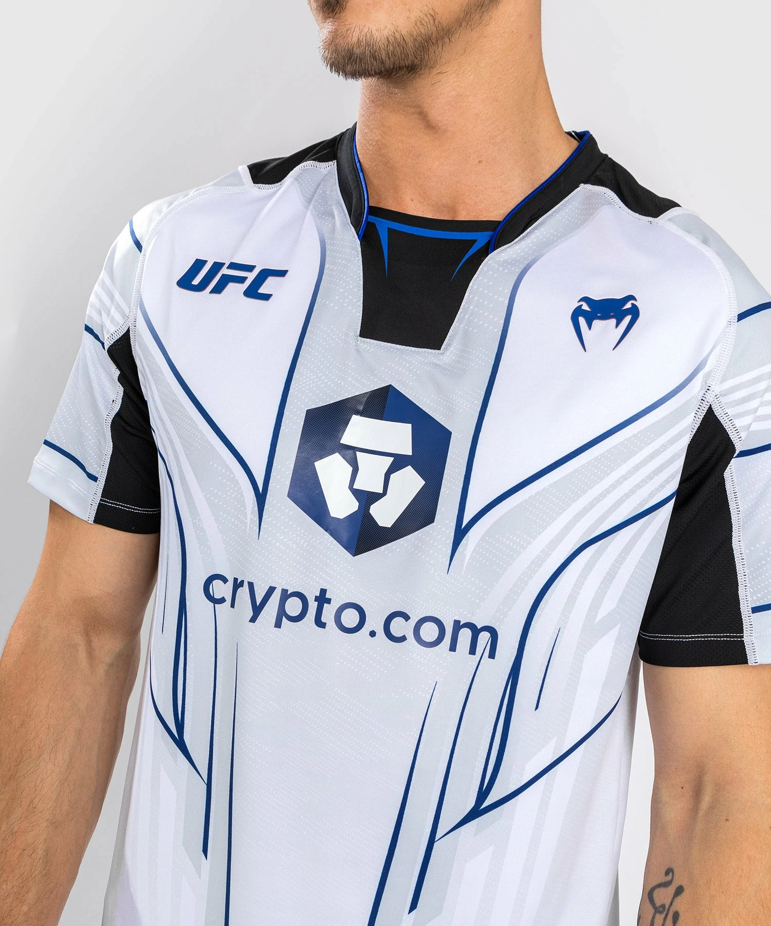 CSD FASHION UFC Venum Authentic Fight Night 2.0 Kit By Venum Men's Walkout Jersey - Midnight - Ice 7 CSD FASHION UFC Venum Authentic Fight Night 2.0 Kit By Venum Men's Walkout Jersey - Midnight - Ice - Bilde 5