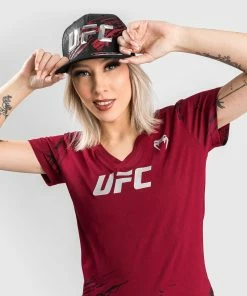 UFC Venum Authentic Fight Week Women's 2.0 Short Sleeve T-Shirt - Red -Boxing Elegant Butikk 5 252Fb 252F6 252F3 252F5b63b659cbacee60af1b4aba2ea00864ee1e3819 VNMUFC 00126 003 05 196b9ce9 b24c 4ce6 a61b c87d6de61a30