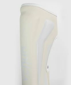 Venum Elite Standup Shinguards - White/White -Boxing Elegant Butikk 6 252F6 252F7 252F4 252F6674b59716b4274323c430f0f211458704129f31 SHINGUARDS ELITE IVORY WHITE 06