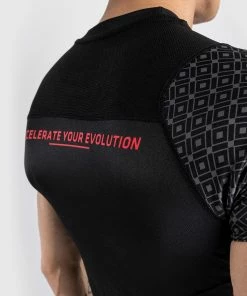 UFC Venum Performance Institute Rashguard - Short Sleeves - Black/Red -Boxing Elegant Butikk 6 252F9 252F7 252F1 252F6971f30ac13c0716a54a56bd4de1faec030fd506 VNMUFC 00091 100 12