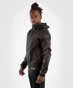Venum Laser XT Hoodie - Black/Black -Boxing Elegant Butikk 6 252F9 252F8 252F4 252F69844e77cc73af182bb04171297c1c29698a7127 HOODIES LASER XT BLACK BLACK 02 1