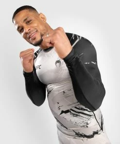UFC Venum Authentic Fight Week Men's 2.0 Performance Long Sleeve Rash Guard - Sand/Black -Boxing Elegant Butikk 6 252Fb 252Fd 252F1 252F6bd19d42faeb146e2fd7d9b7e86e38db5a286c9f VNMUFC 00110 040 03 de4b8245 69f3 4cd5 af6e 68cce83b8056