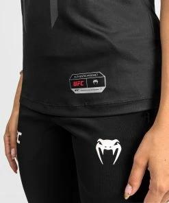 UFC Venum Authentic Fight Night 2.0 Women's Walkout Jersey - Black -Boxing Elegant Butikk 7 252F1 252F9 252F5 252F7195498b5cea5f0f43ecbf2c1137e52016cc80d5 VNMUFC 00147 001 10