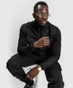 Venum Cargo Track Jacket - Black 17 Venum Cargo Track Jacket - Black -Boxing Elegant Butikk 7 252F1 252Fb 252Fc 252F71bcb603c1d4d8cb933131ebdf383147a0ef8e76 TRACKJACKETS CARGO BLACK 12