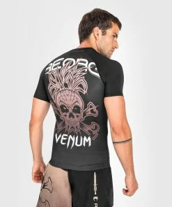 Venum Reorg Rashguard - Short Sleeves - Black 11 Venum Reorg Rashguard - Short Sleeves - Black -Boxing Elegant Butikk 7 252F4 252Ff 252Fa 252F74fa6e4b0362d5dddee04e1fca74a49dc326bf7f RASH SS REOG BLACK 08