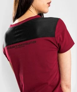 UFC Venum Performance Institute T-Shirt - For Women - Red 13 UFC Venum Performance Institute T-Shirt - For Women - Red -Boxing Elegant Butikk 7 252F8 252F8 252F2 252F7882e9993b73d402a1cec55eb119e07daf26218a VNMUFC 00096 003 07 c9910349 026e 4c12 afff 7b593d558575