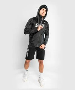 UFC Venum Authentic Fight Week Men's Zip Hoodie - Black -Boxing Elegant Butikk 7 252F9 252Fa 252F0 252F79a0396c9b336523648b34faa126f0b36686f8c1 VNMUFC 00044 001 04