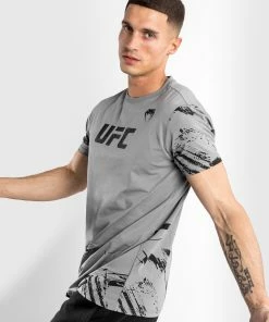 UFC Venum Authentic Fight Week Men's 2.0 Short Sleeve T-Shirt - Grey -Boxing Elegant Butikk 7 252F9 252Fc 252F6 252F79c660b290851a0b0800369e1a5964d86298e109 VNMUFC 00109 010 07 1a26f215 a940 4291 ac5e e5f5d58fd549