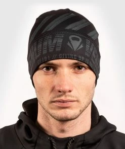 Venum Amrap Beanie - Black/Grey 8 Venum Amrap Beanie - Black/Grey -Boxing Elegant Butikk 7 252Ff 252F6 252F4 252F7f6457bf008546924d0ddfdbc233b52281a91097 BEANIES AMRAP BLACK GREY 01 1