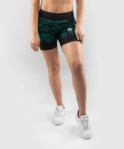 Venum Defender Hybrid Compression Short - Black/Green