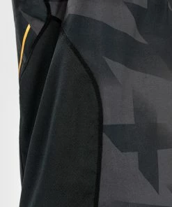 Venum Razor Dry Tech Tank Top - Black/Gold -Boxing Elegant Butikk 8 252F1 252F0 252F3 252F8103a245f471d9358c1c709ae5e579b6e69c723f 6 28c28947 e314 41af a20c 3bd1a592e600