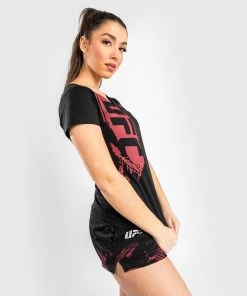 UFC Venum Authentic Fight Week Women's 2.0 Short Sleeve T-Shirt - Black/Red -Boxing Elegant Butikk 8 252F1 252F9 252F7 252F81971ecb376c055de15350cd3a06b7fc291256ba VNMUFC 00142 001 08 707bba39 1751 4005 8b23 5ef5dc7648a2