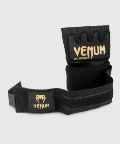 Venum Kontact Gel Glove Wraps - Black/Gold 7 Venum Kontact Gel Glove Wraps - Black/Gold -Boxing Elegant Butikk 8 252F2 252F5 252Fe 252F825e321a8a20b3374b9a07ca8cd4dcc656553758 GEL GLOVES WRAPS KONTACT BLACK GOLD SD 04