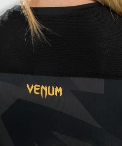 Venum Razor Rashguard - Long Sleeves - For Women - Black/Gold 15 Venum Razor Rashguard - Long Sleeves - For Women - Black/Gold -Boxing Elegant Butikk 8 252F4 252F3 252F3 252F84332cf67cf08bfa0e2477046456fc6e071eddaf 20 5264196a 47ca 411f 83db df2122a6cd15
