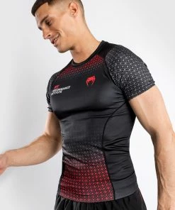 UFC Venum Performance Institute Rashguard - Short Sleeves - Black/Red -Boxing Elegant Butikk 8 252F4 252F3 252F9 252F8439d610597028e0228fa68b24be39dad5b0d6d0 VNMUFC 00091 100 06