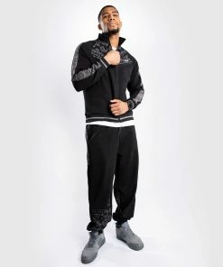 Venum Cali 34 Track Jacket - Black 14 Venum Cali 34 Track Jacket - Black -Boxing Elegant Butikk 8 252F8 252F1 252Fb 252F881b0126baa020c22b567cc33fd3074ddcfa6562 JACKETS CALI34 BLACK 6