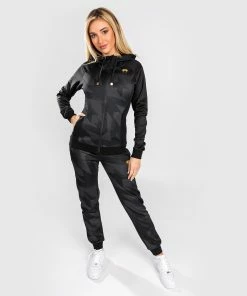 Venum Razor Hoodie - For Women - Black/Gold 18 Venum Razor Hoodie - For Women - Black/Gold -Boxing Elegant Butikk 8 252Fb 252F0 252Fe 252F8b0ec822a3993772ec8d329a7c79cf047452356c Razor 7 87064a19 4b26 4f23 88d4 9360ae7b0f58