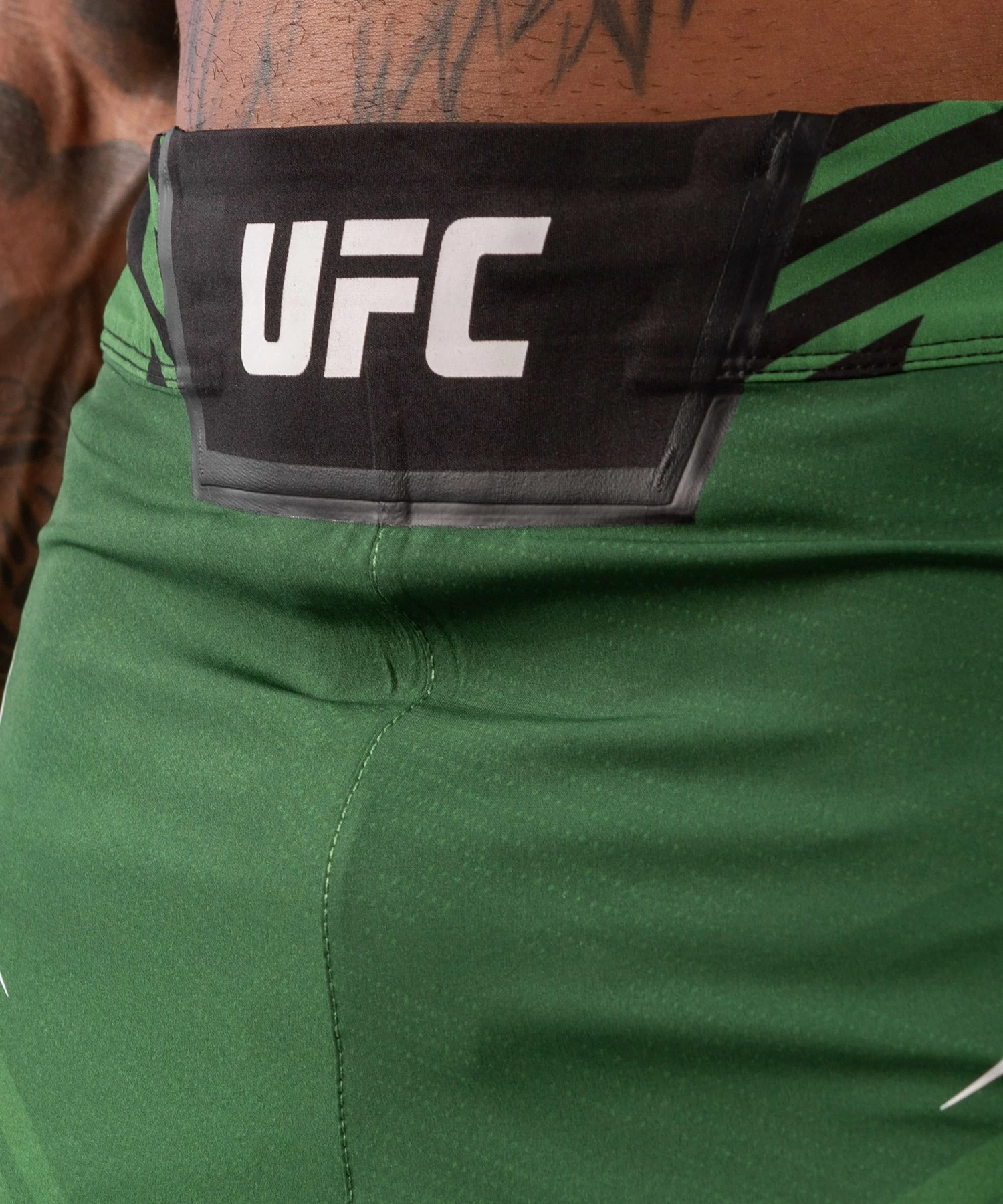 UFC Venum Authentic Fight Night Men's Shorts - Short Fit - Green 7 UFC Venum Authentic Fight Night Men's Shorts - Short Fit - Green - Bilde 5