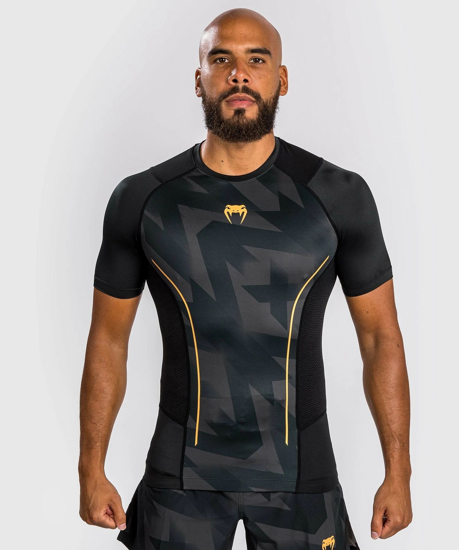 Venum Razor Rashguard Short Sleeves - Black/Gold 4 Venum Razor Rashguard Short Sleeves - Black/Gold - Bilde 2