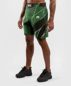 UFC Venum Authentic Fight Night Men's Shorts - Long Fit - Green 13 UFC Venum Authentic Fight Night Men's Shorts - Long Fit - Green -Boxing Elegant Butikk 9 252F3 252F9 252Ff 252F939ff6ff9aa2a03556dbd2c3964ee64fe5eba359 VNMUFC 00002 005 02