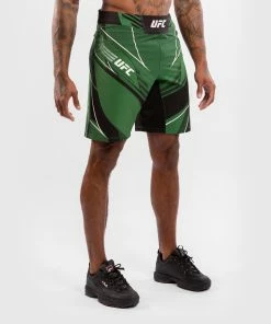 UFC Venum Authentic Fight Night Men's Shorts - Long Fit - Green 15 UFC Venum Authentic Fight Night Men's Shorts - Long Fit - Green -Boxing Elegant Butikk 9 252Fd 252Fe 252F5 252F9de54510d7bbb4457c1691a5a56d2c656437bc9b VNMUFC 00002 005 05